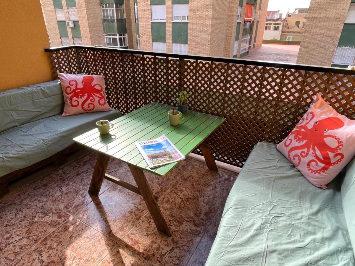 Apartamento La Biznaga Малага Екстер'єр фото